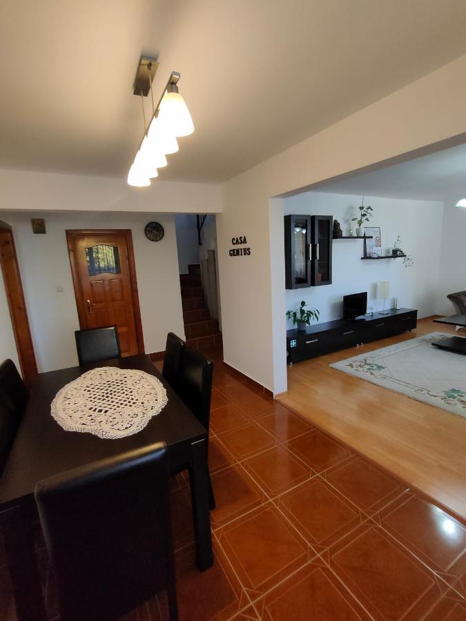 "Apartament"-Casa Genius Ploieşti Exterior foto