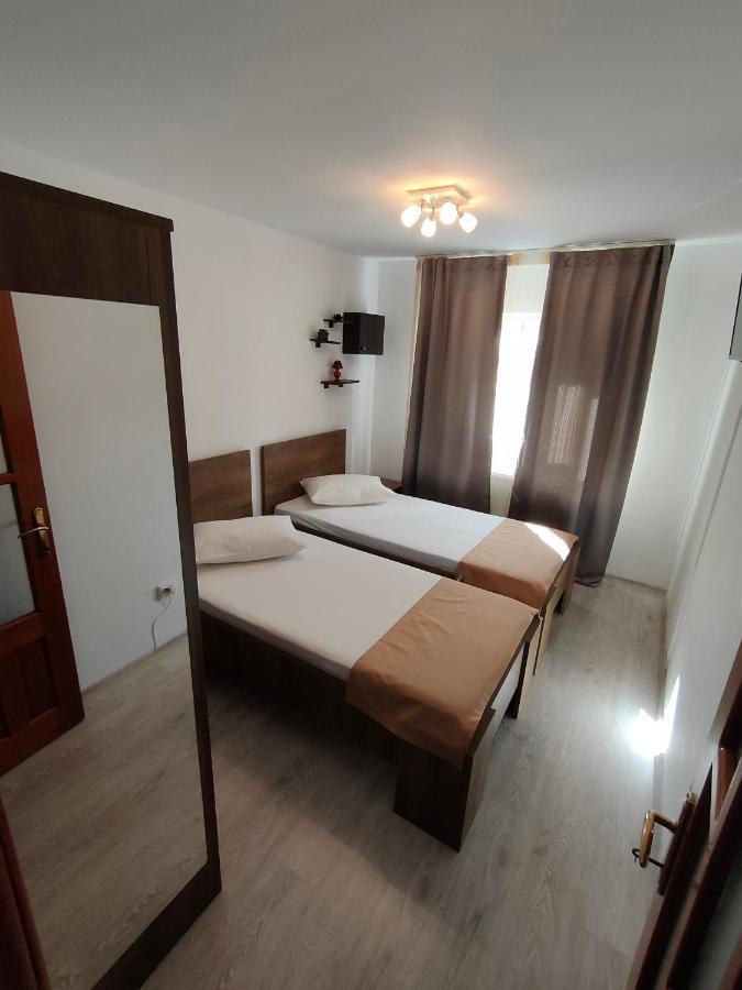 "Apartament"-Casa Genius Ploieşti Exterior foto